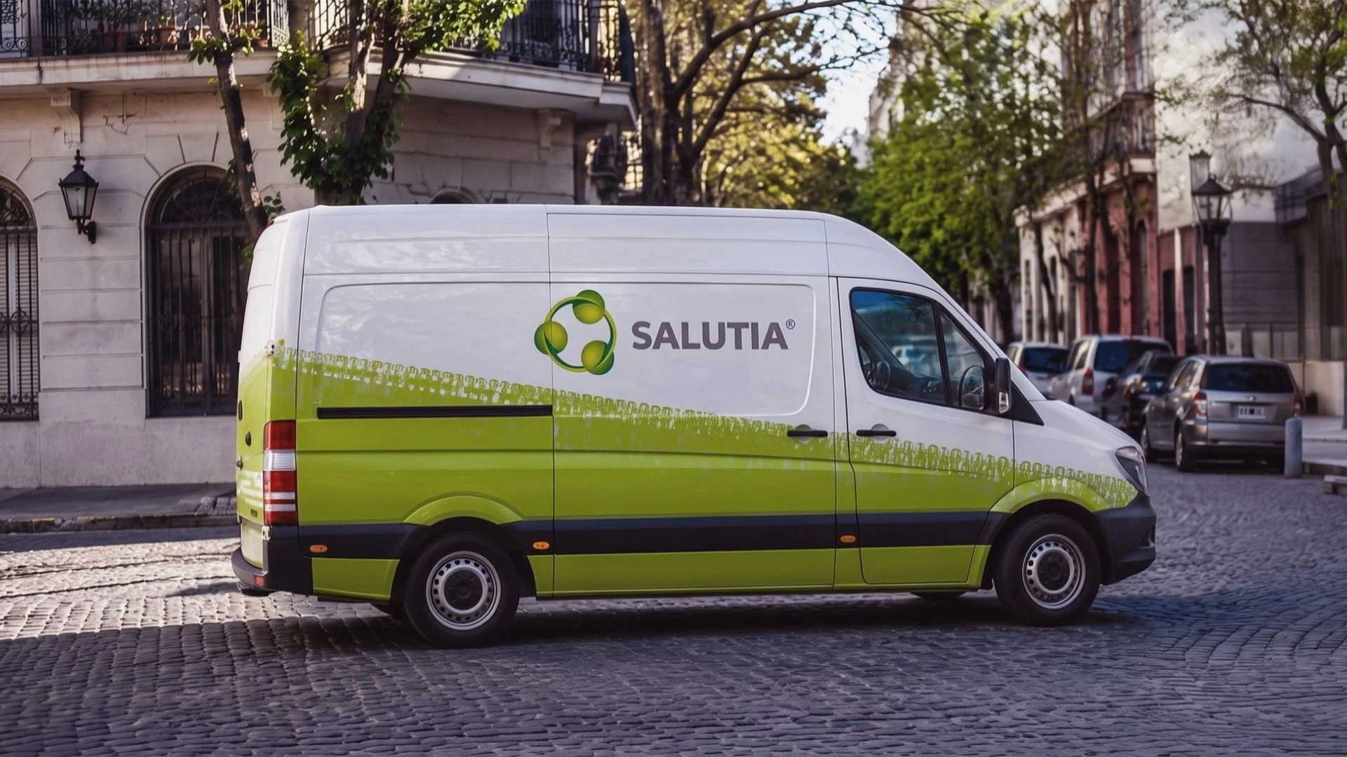 Sistema de identidad Salutia aplicado en piezas corporativas